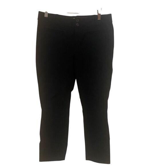 Anthropologie Pants - Anthropologie The Essential Slim black ankle size 8 pants